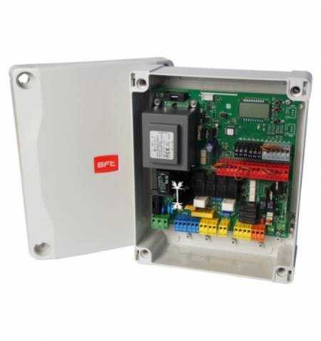 Maneuvering BFT "Zara" with switches and potentiometers...